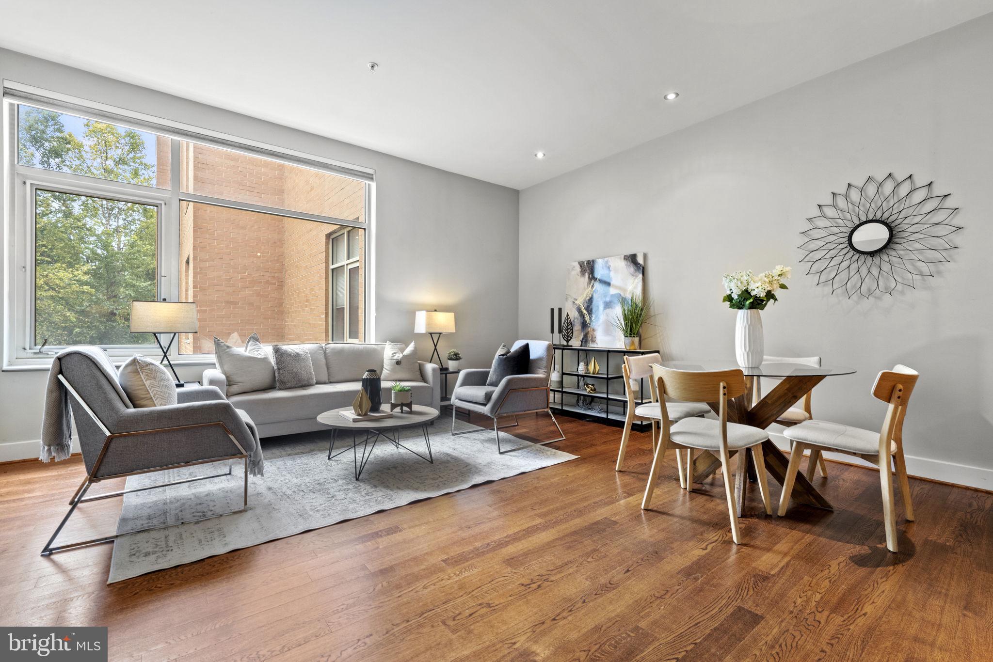 1348 Euclid St NW #204