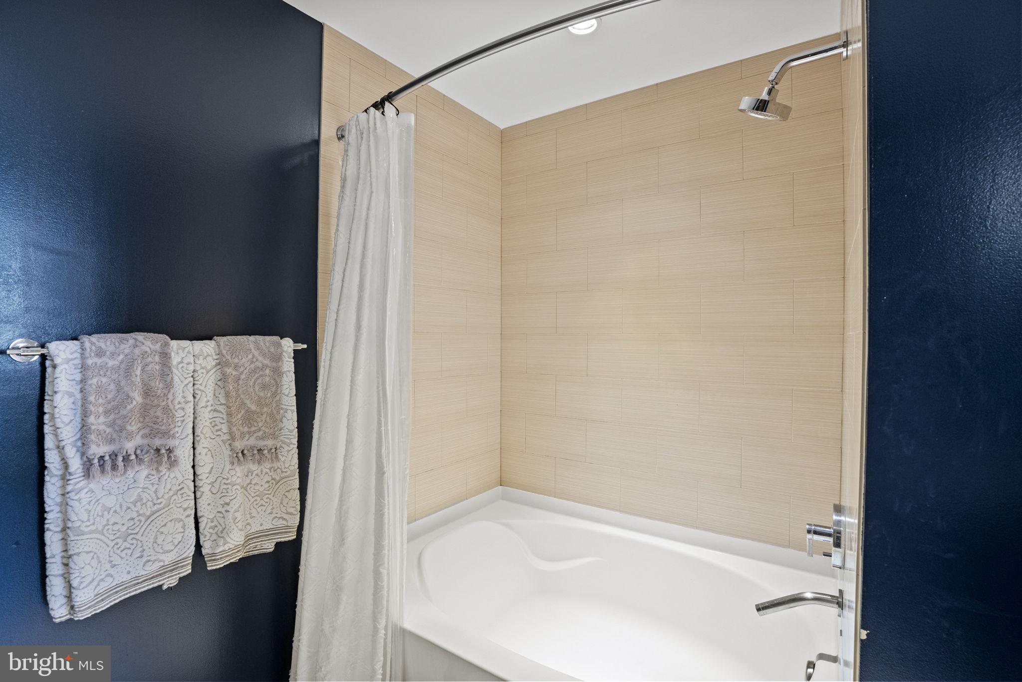 1010 Massachusetts Ave NW #502