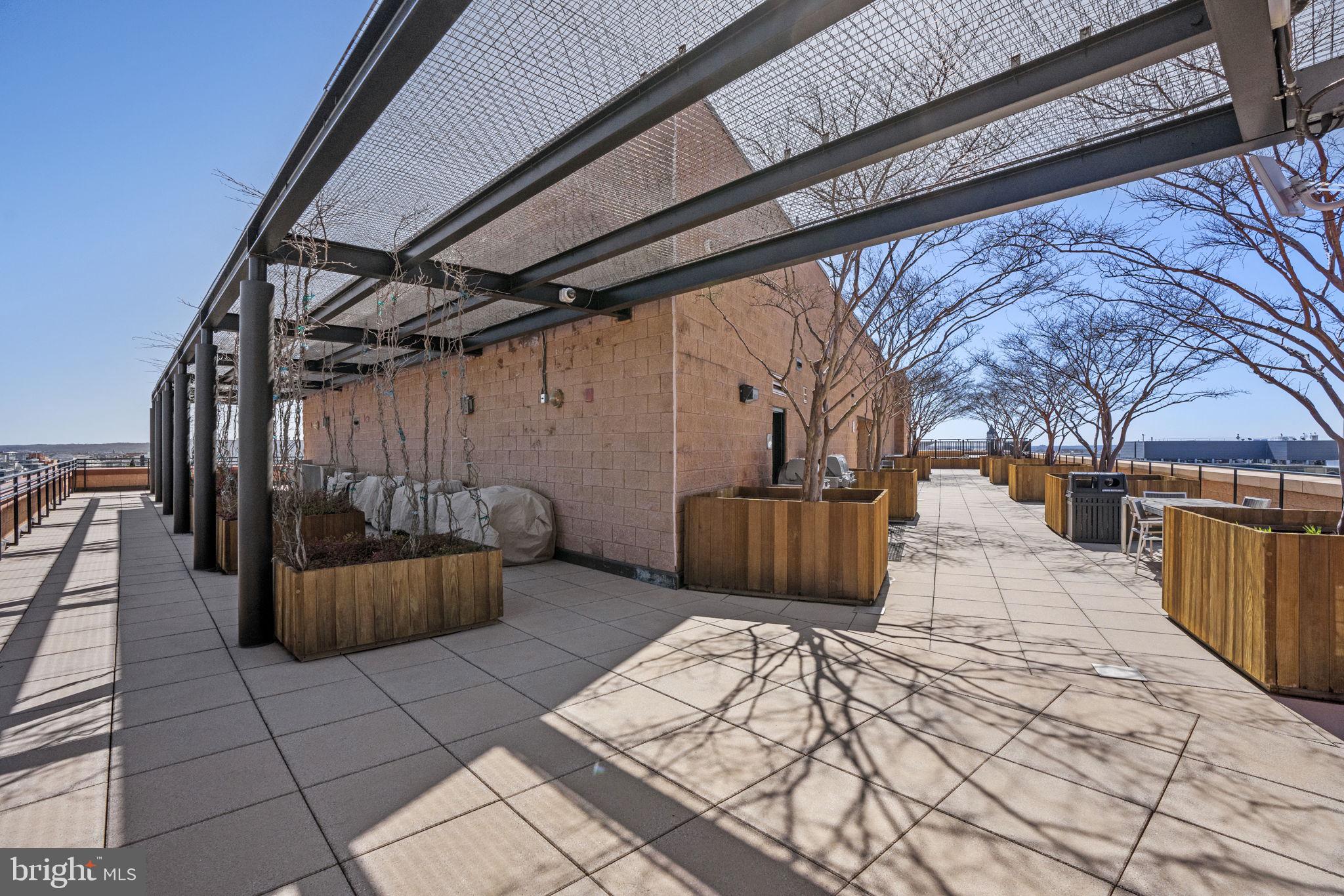 1010 Massachusetts Ave NW #502