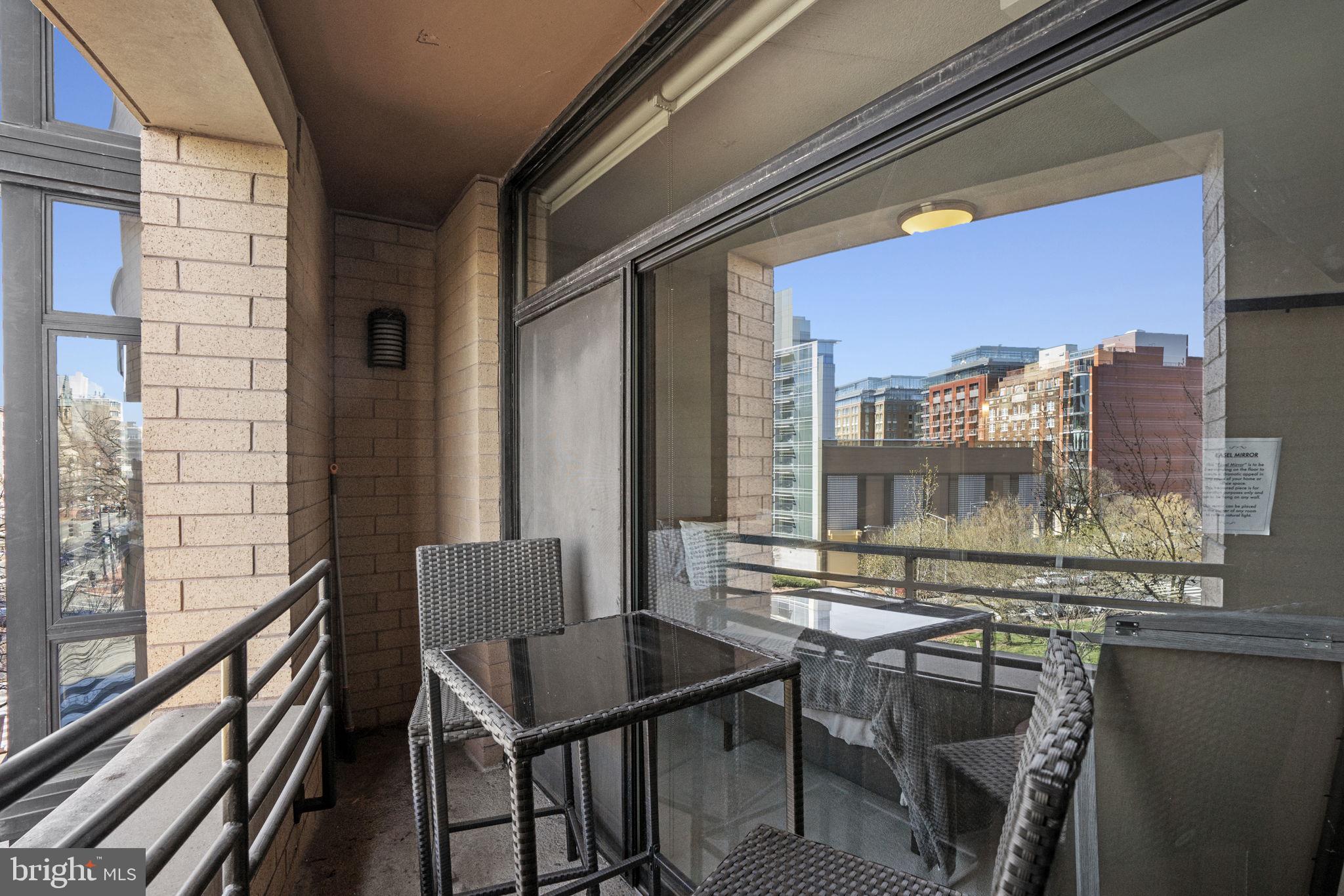 1010 Massachusetts Ave NW #502