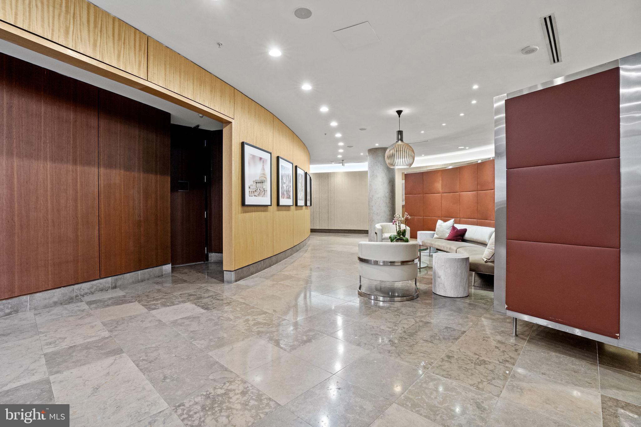 1010 Massachusetts Ave NW #502