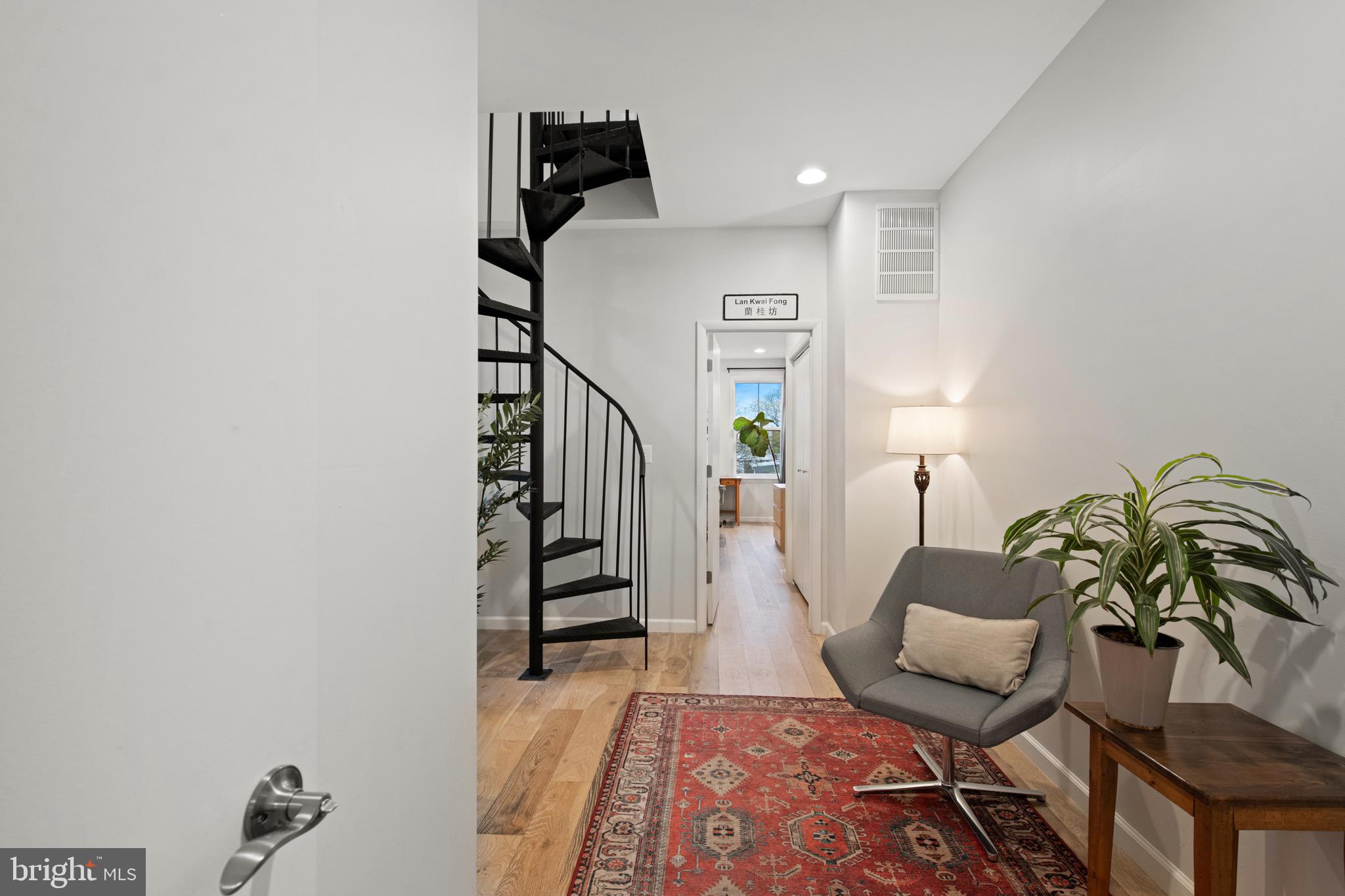 754 Lamont St NW #2