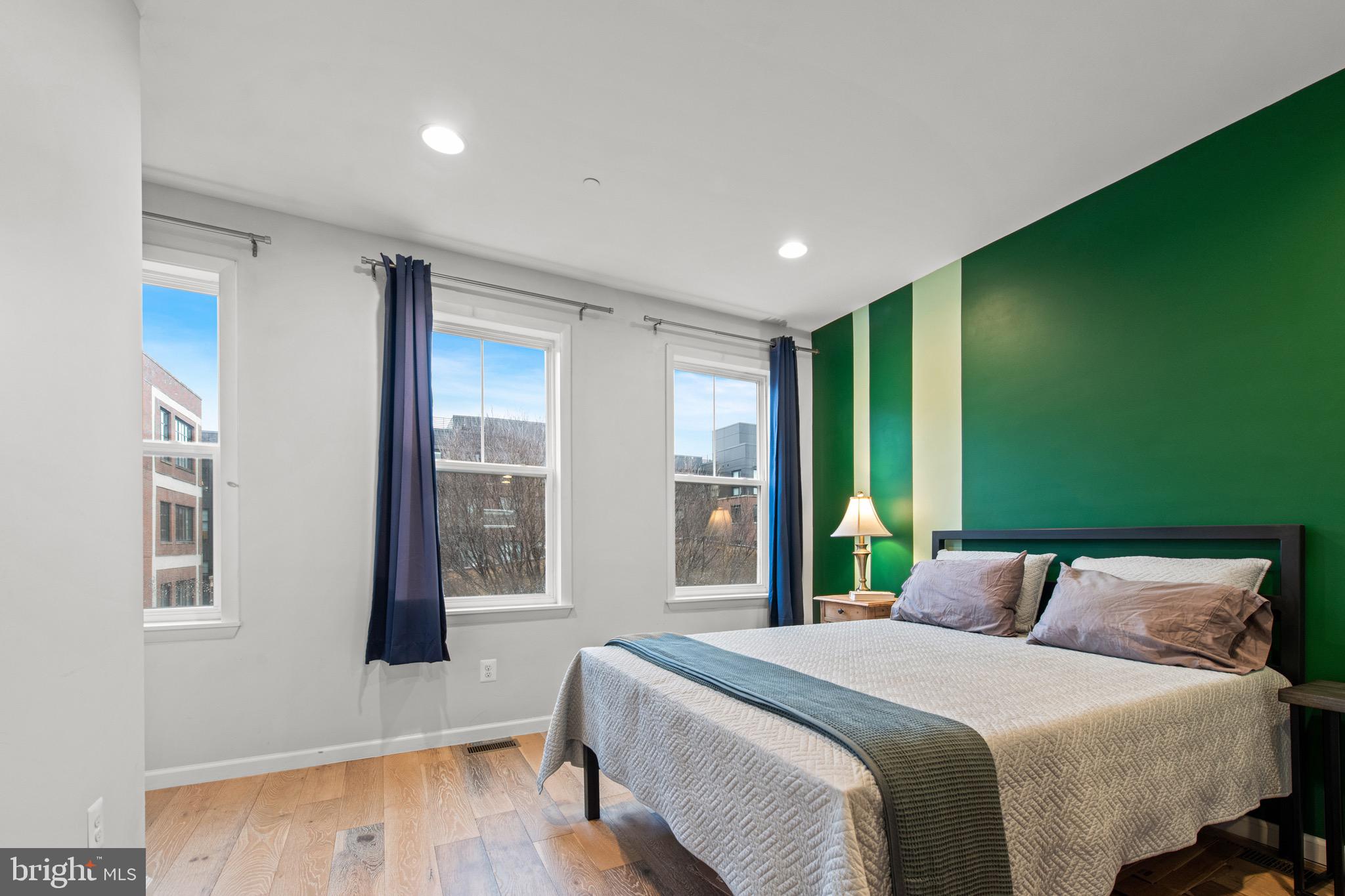 754 Lamont St NW #2