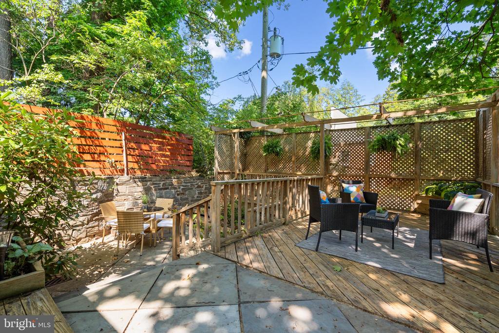 3711 Jenifer St NW