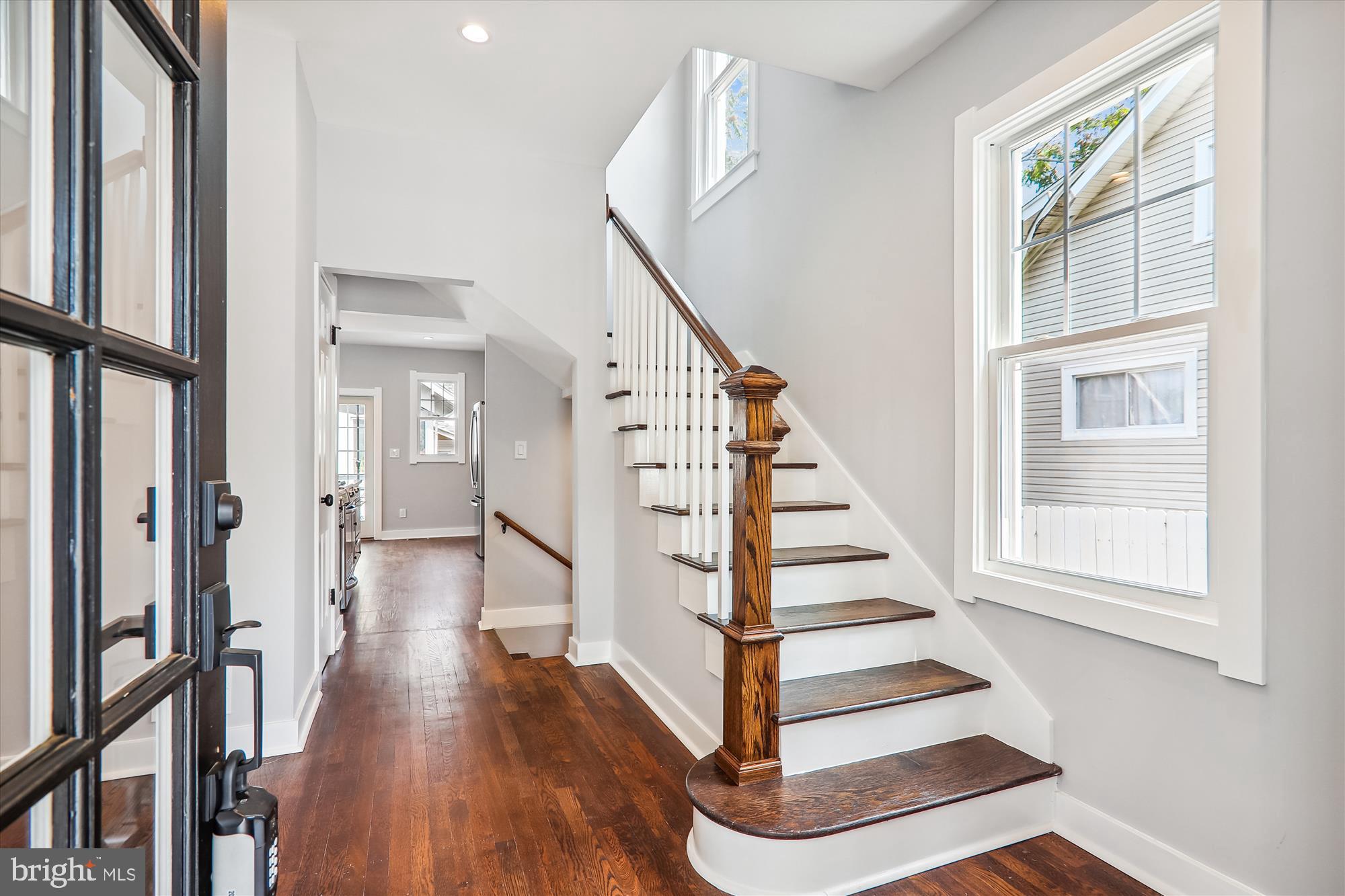 2000 Monroe St NE