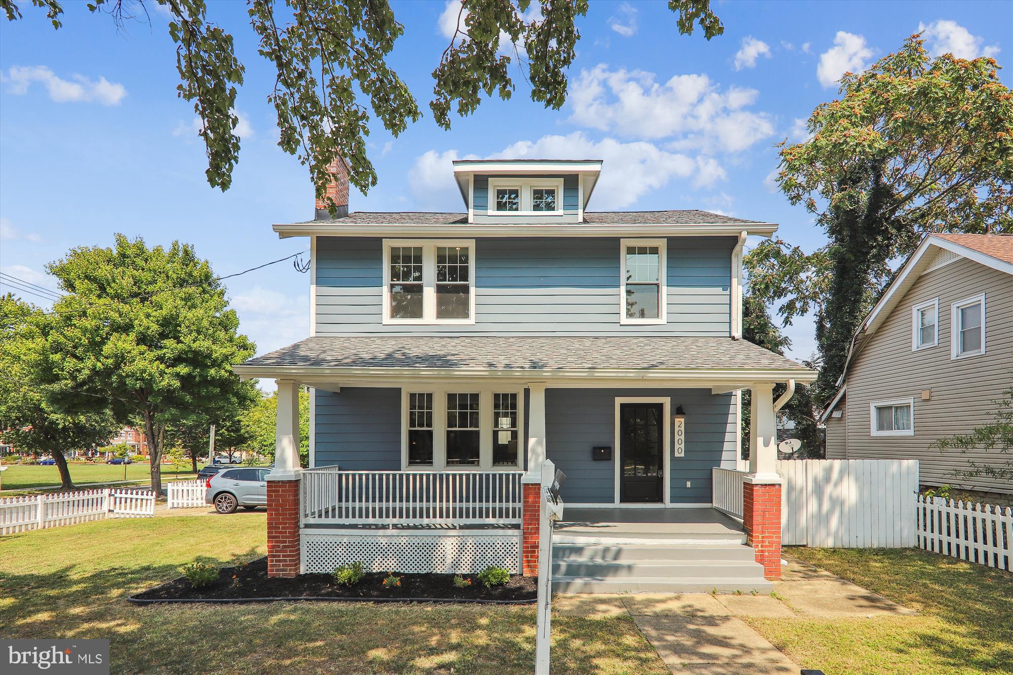 2000 Monroe St NE