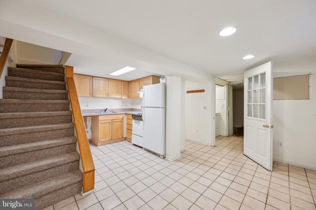 4110 Jenifer St NW