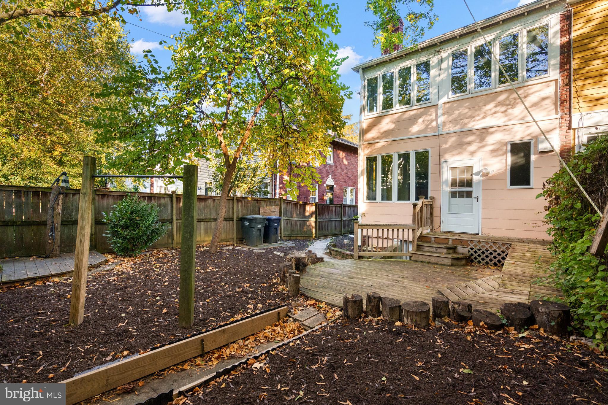 4110 Jenifer St NW