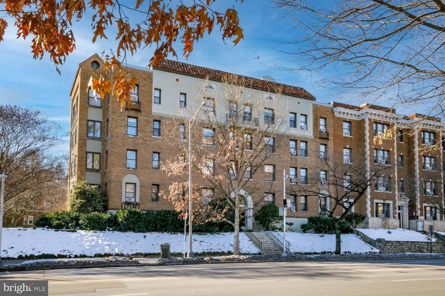 3600 Connecticut Ave NW #403