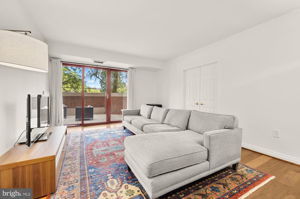 2301 N St NW #101