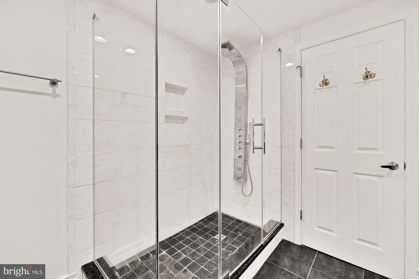 2301 N St NW #101