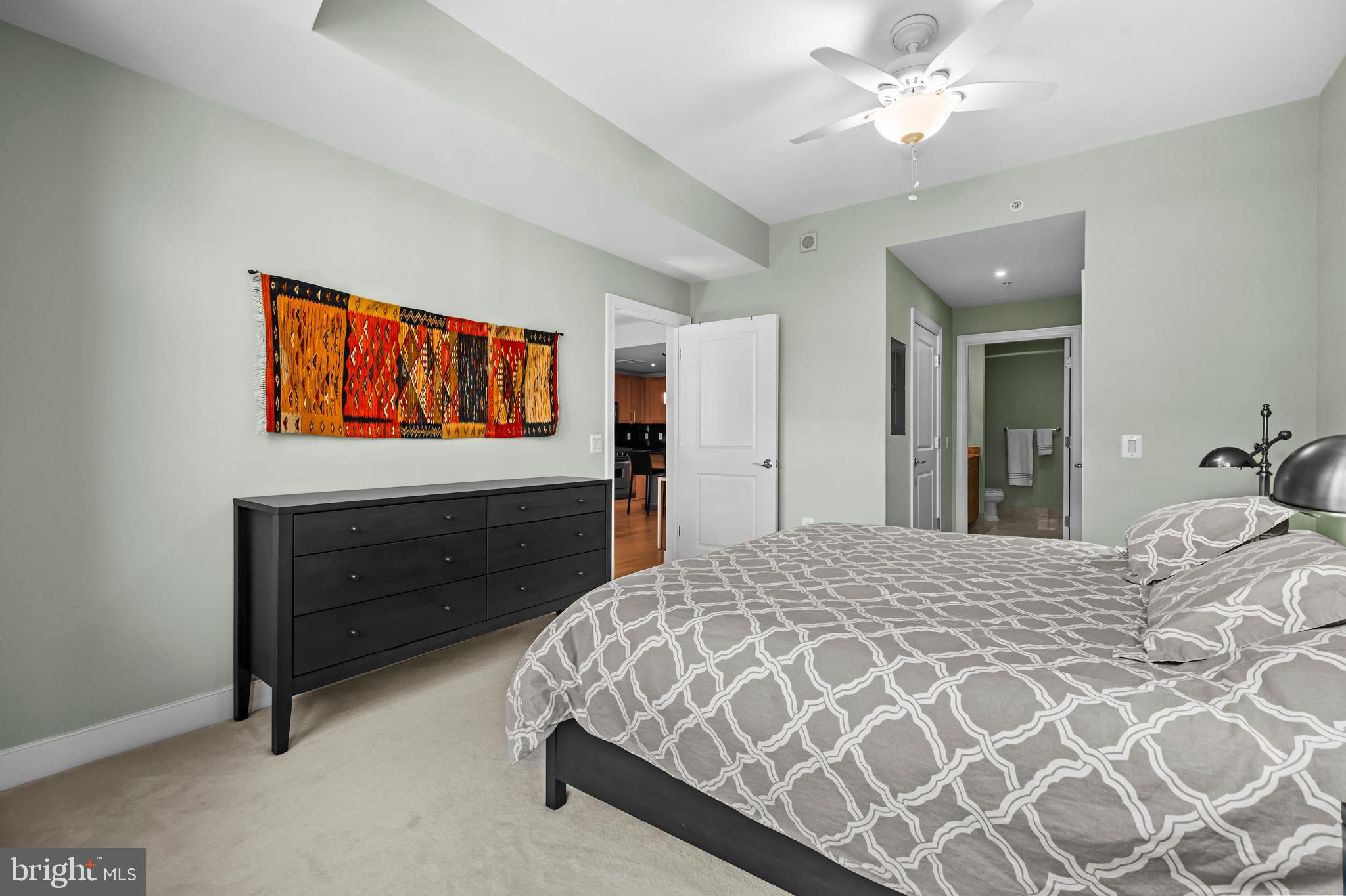 2425 L STREET NW 537