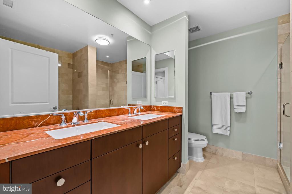 2425 L STREET NW 537