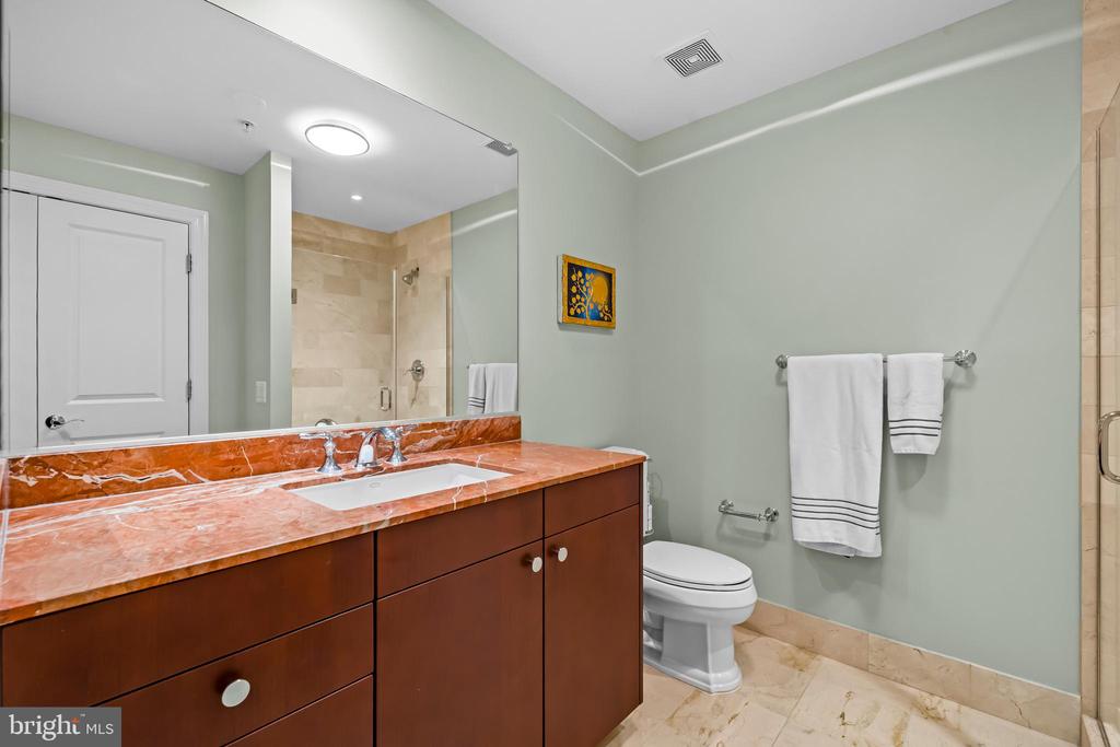 2425 L STREET NW 537