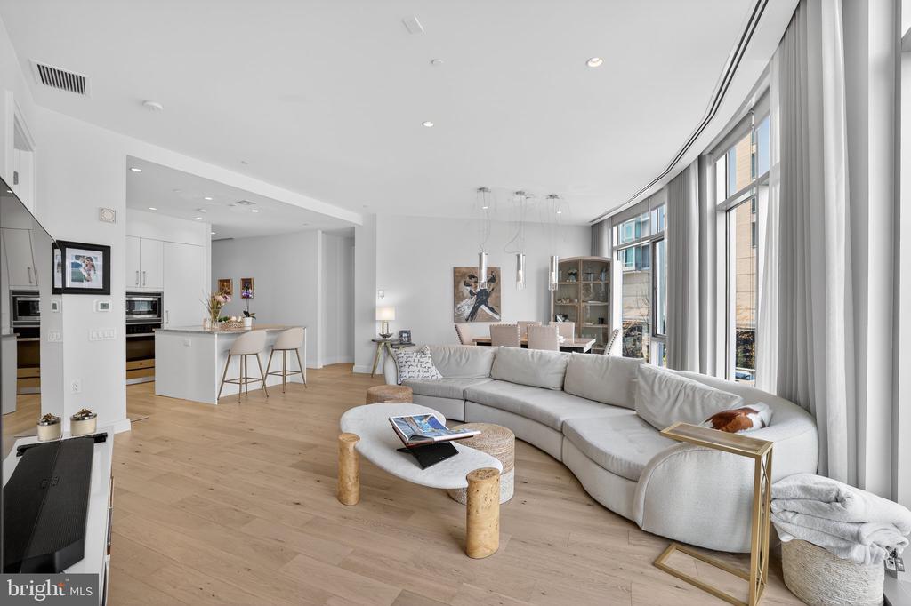 1177 22ND STREET NW Unit: 2M
