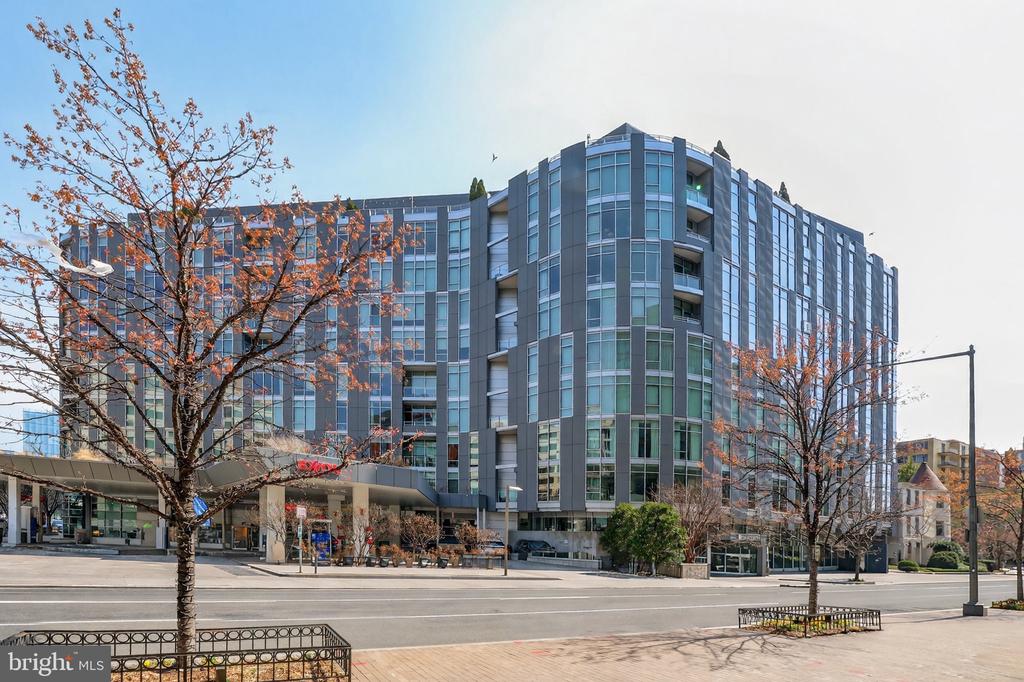 1177 22ND STREET NW Unit: 2M