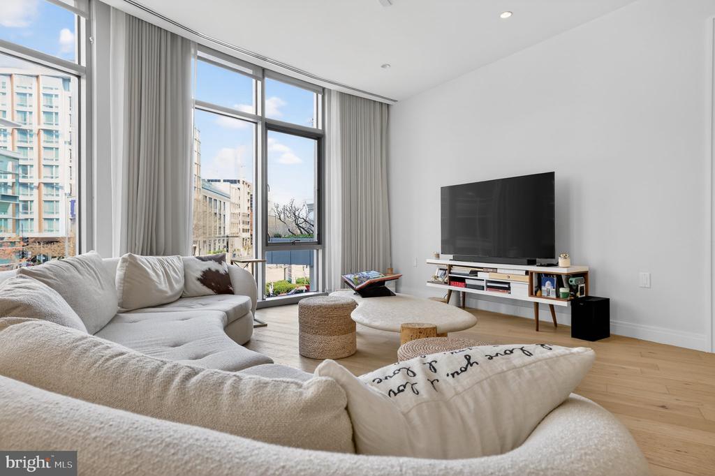 1177 22ND STREET NW Unit: 2M