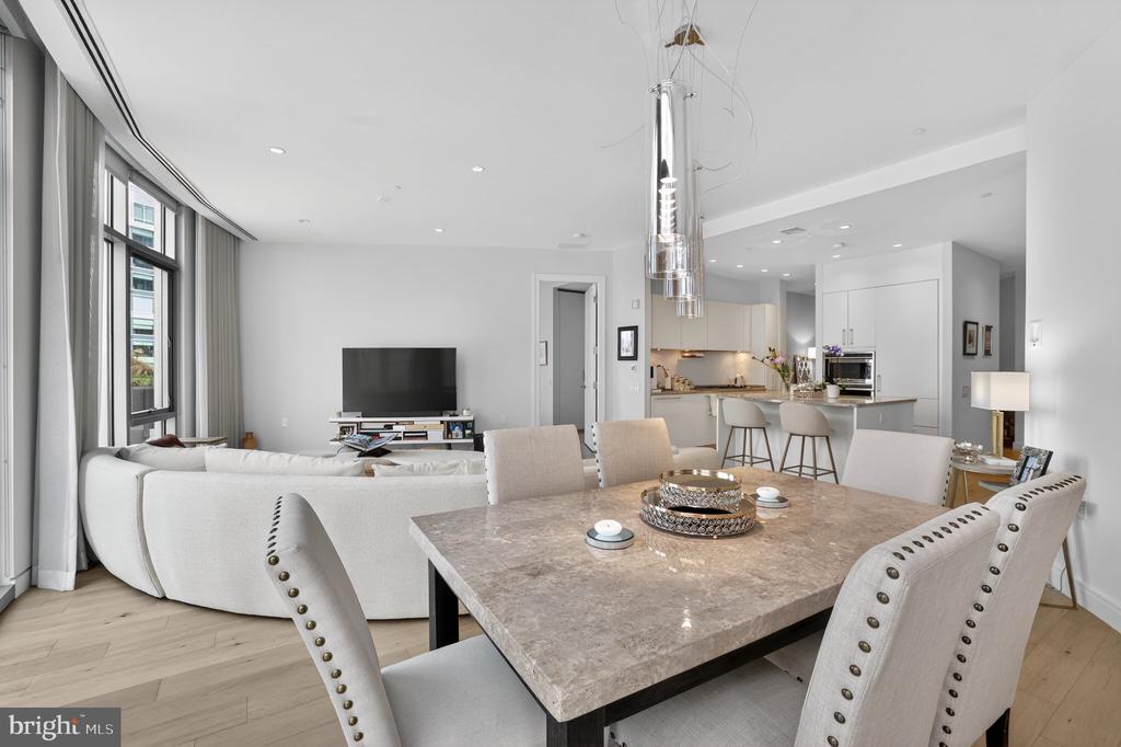 1177 22ND STREET NW Unit: 2M