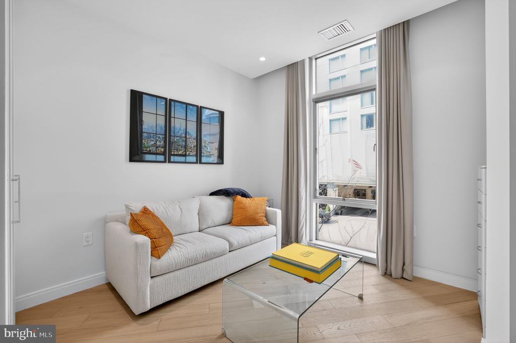 1177 22ND STREET NW Unit: 2M