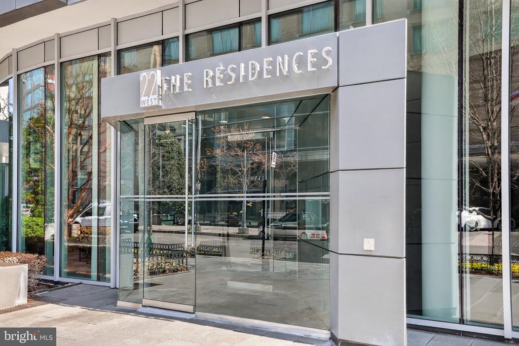 1177 22ND STREET NW Unit: 2M