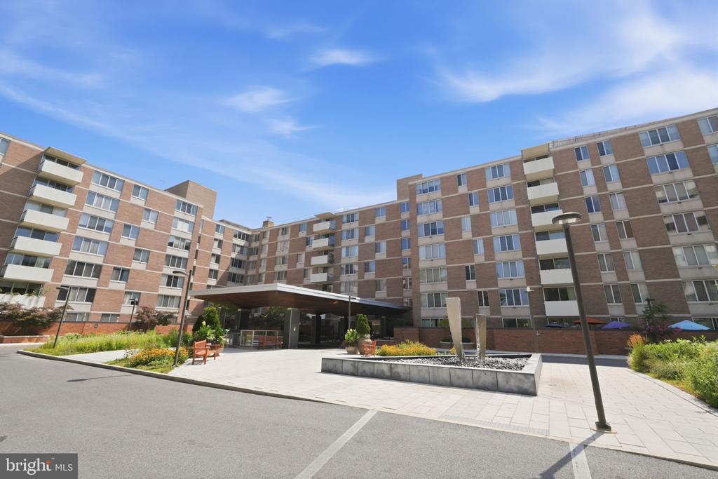 2939 VAN NESS STREET NW Unit: 846