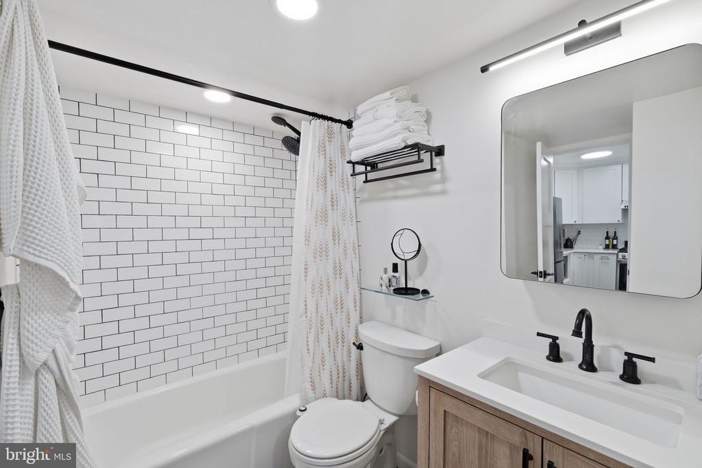 2939 VAN NESS STREET NW Unit: 846