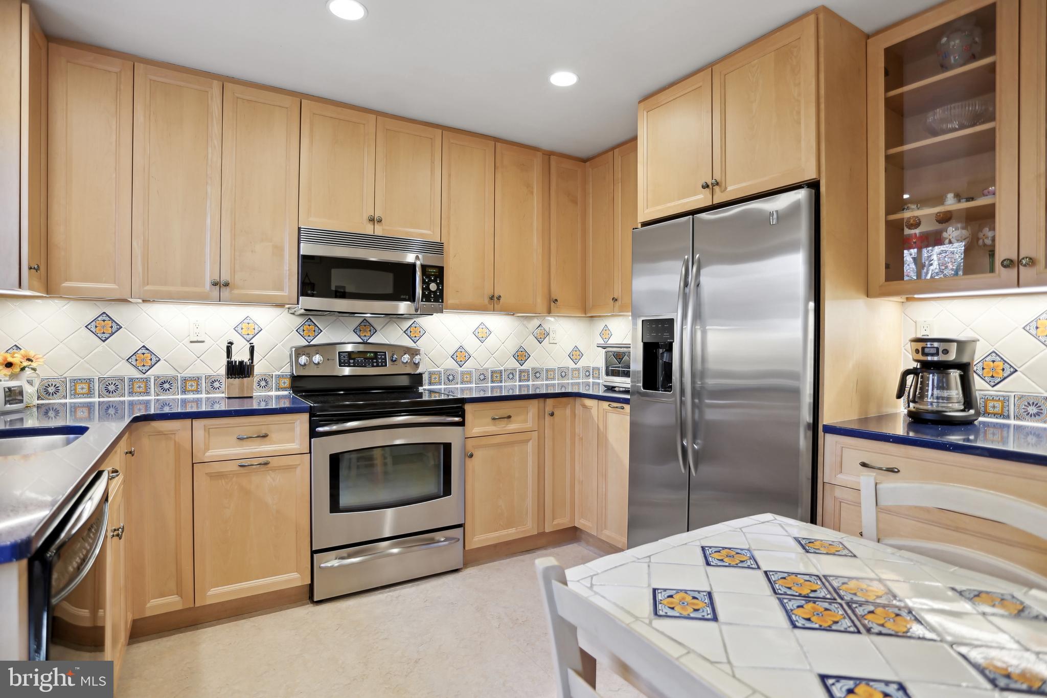 2405 Colston Dr