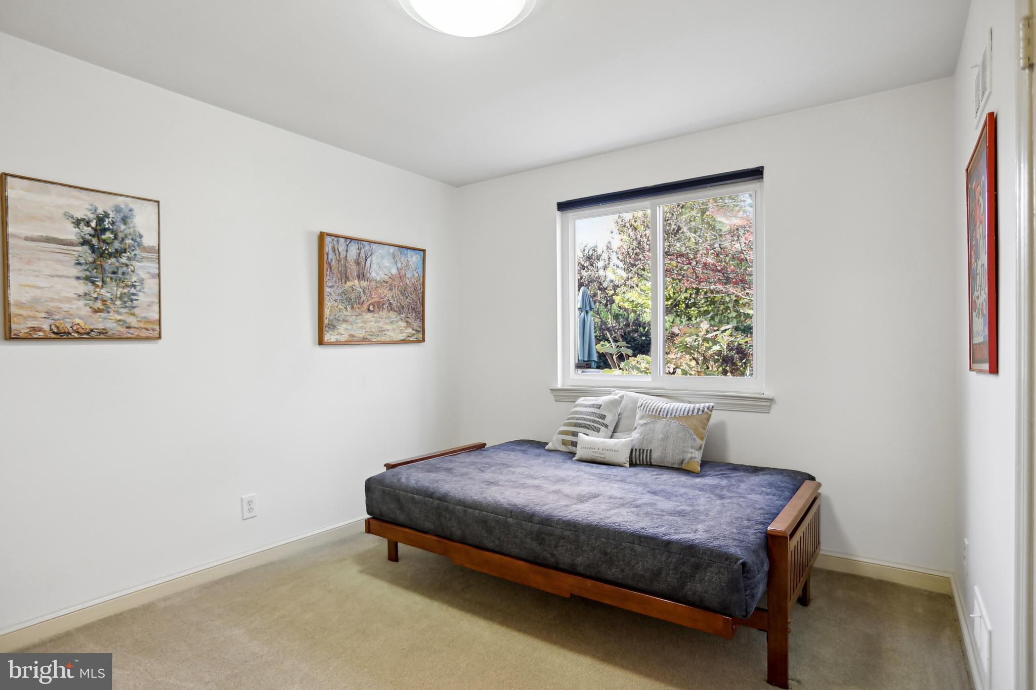 2405 Colston Dr