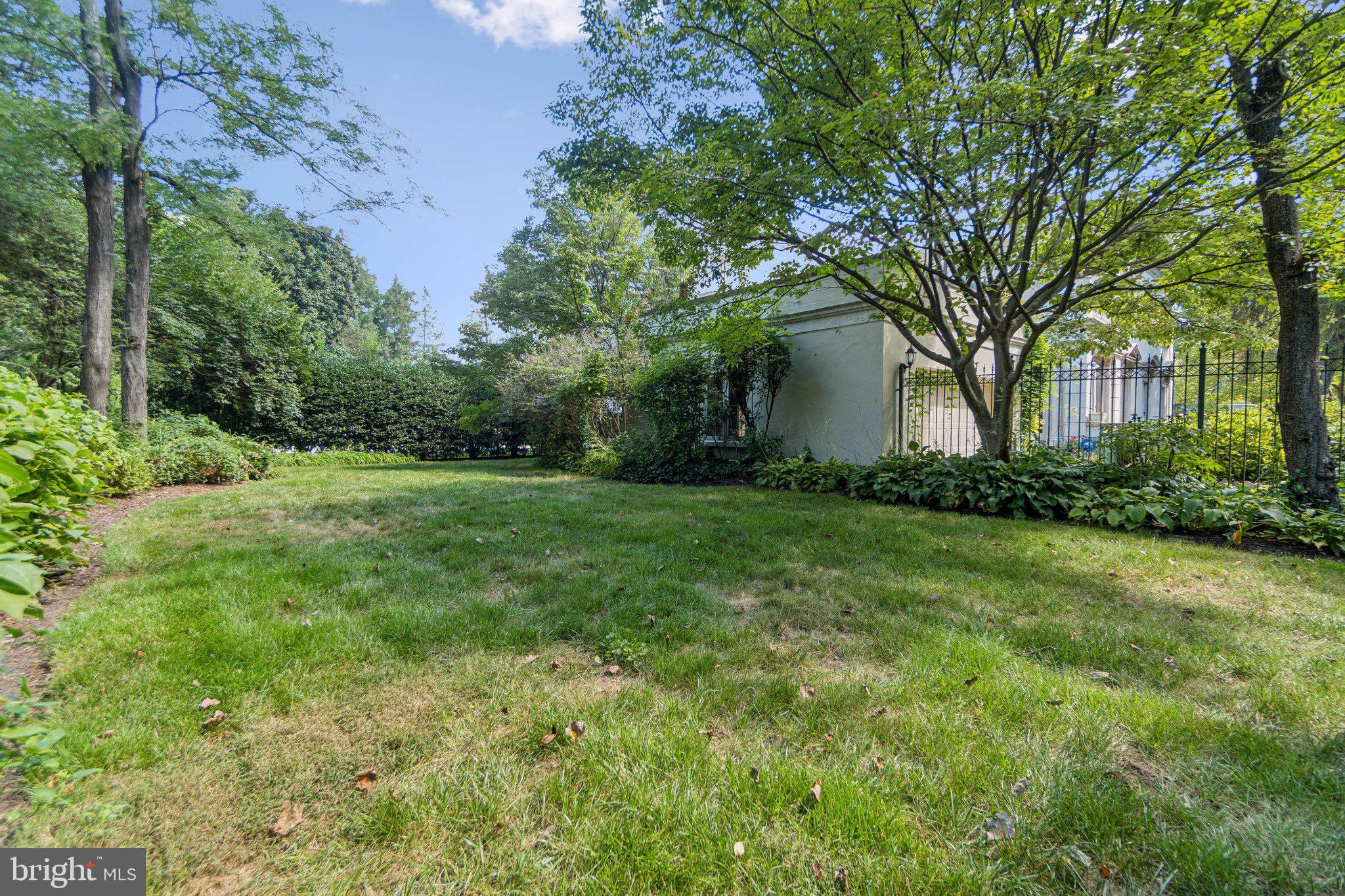 7200 CONNECTICUT AVENUE