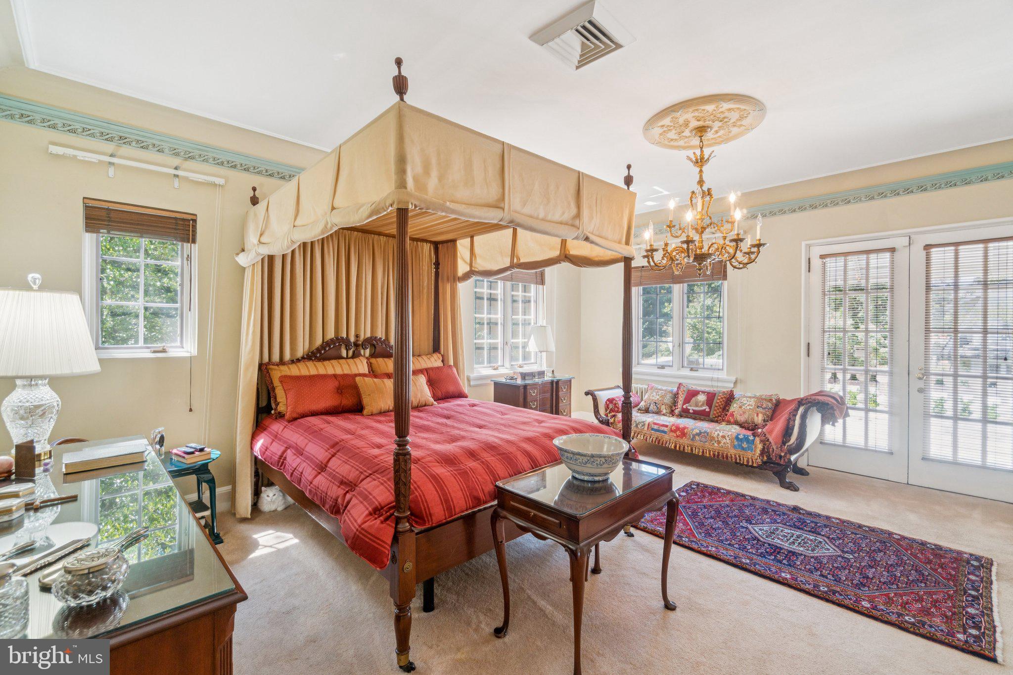 7200 CONNECTICUT AVENUE