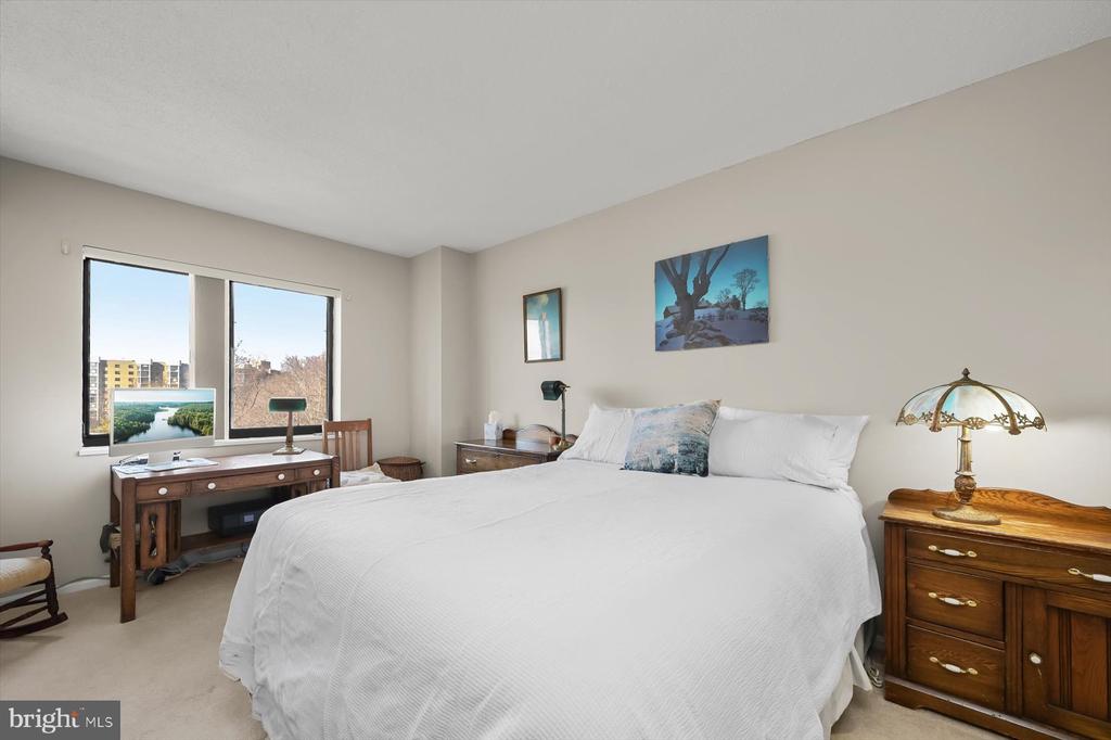 15107 INTERLACHEN DRIVE 2-725
