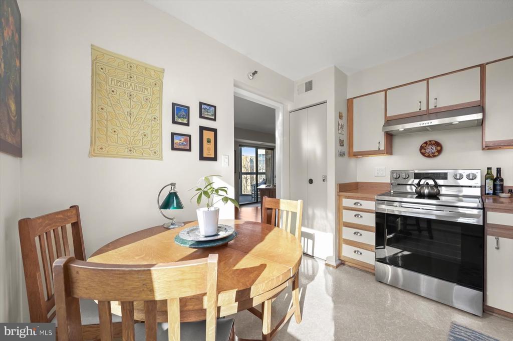 15107 INTERLACHEN DRIVE 2-725