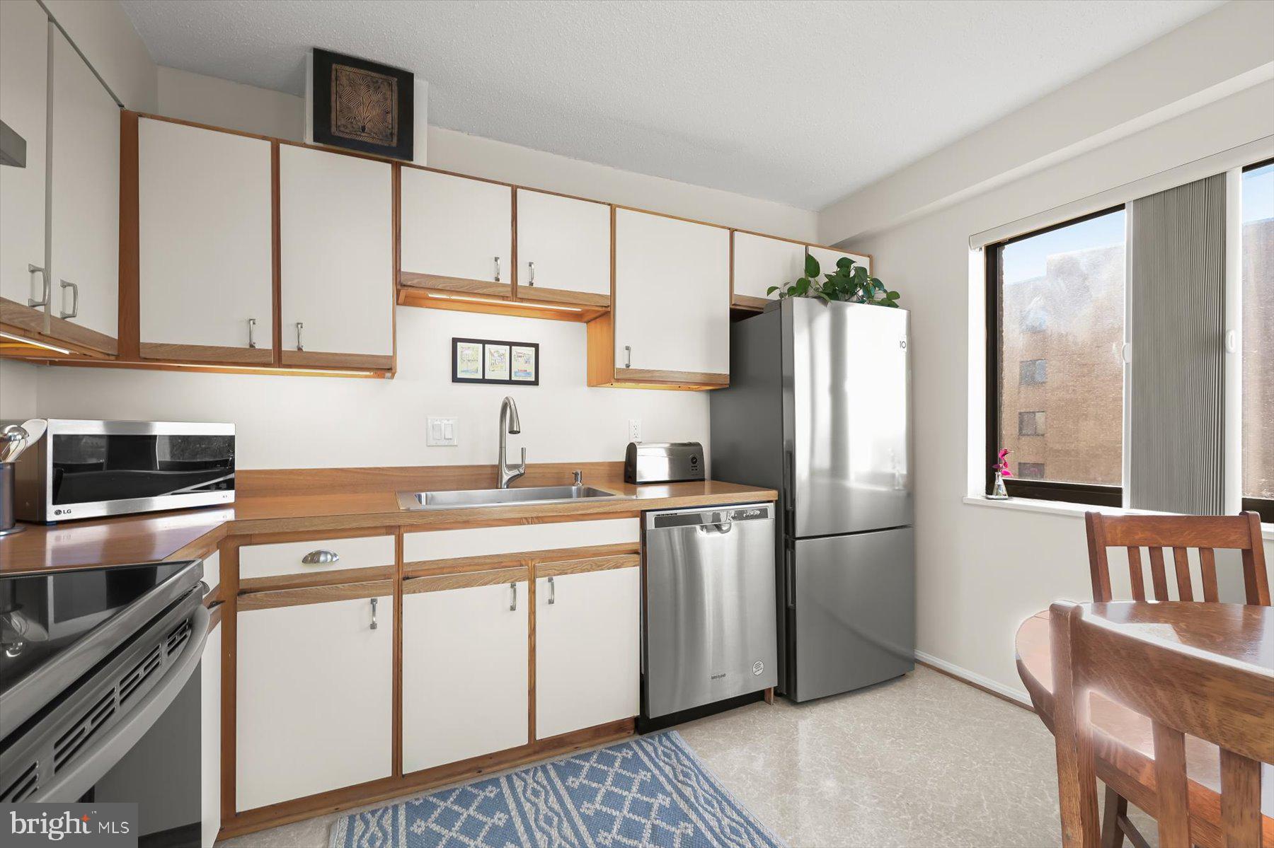 15107 INTERLACHEN DRIVE 2-725