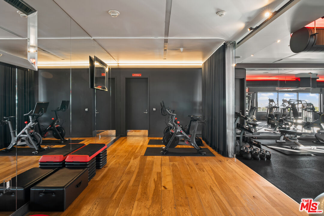 6250 Hollywood Blvd Unit: 11H