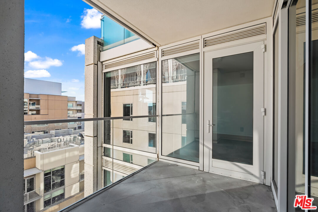 6250 Hollywood Blvd Unit: 11H