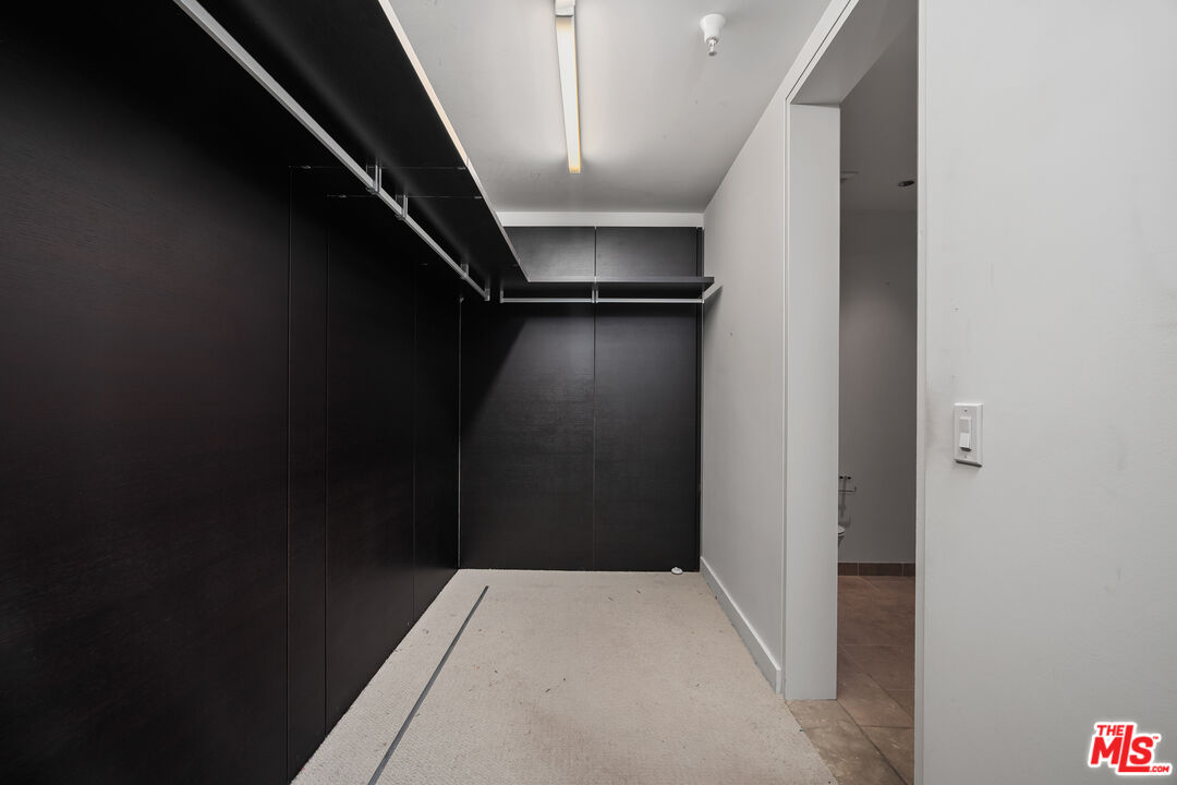 6250 Hollywood Blvd Unit: 11H