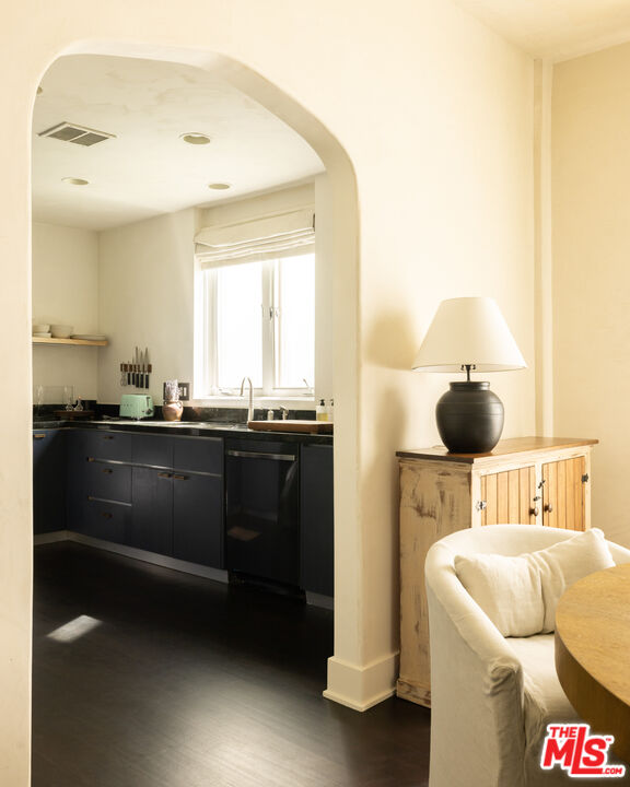 1424 N Crescent Heights Blvd Unit: 34