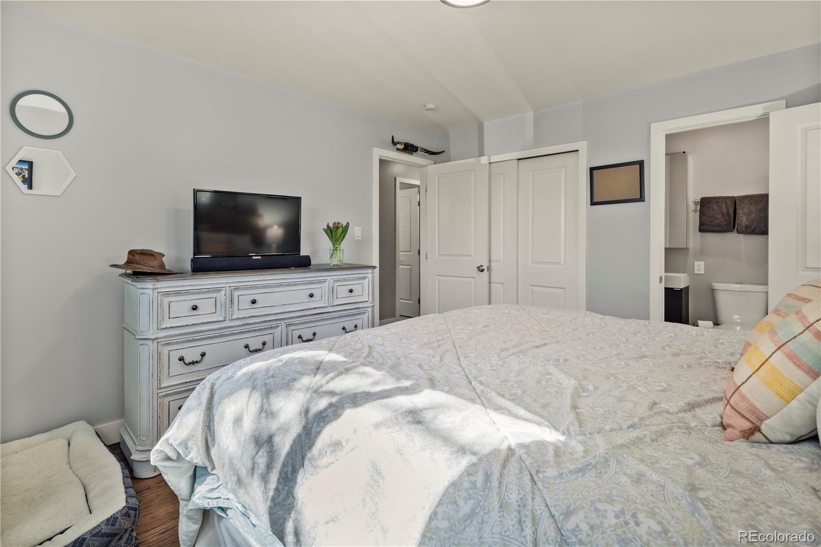 9883 Alamo Drive