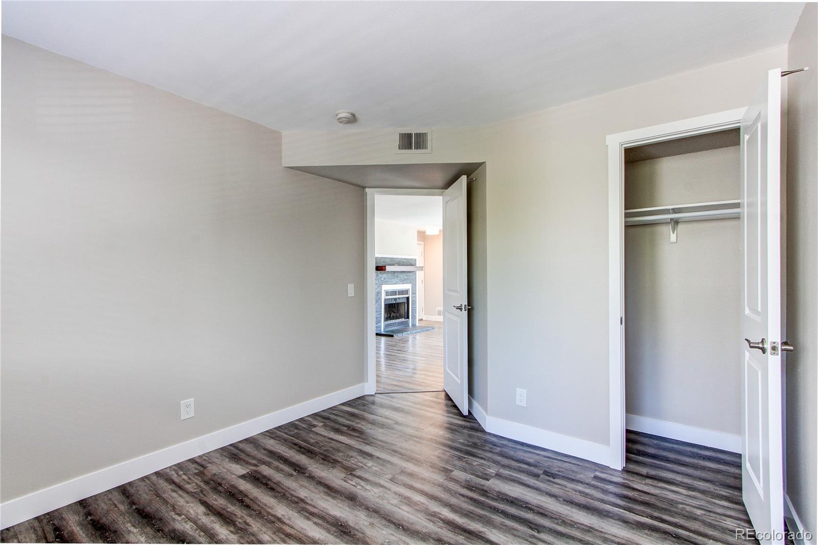 5250 S Huron Way Unit: 10-207