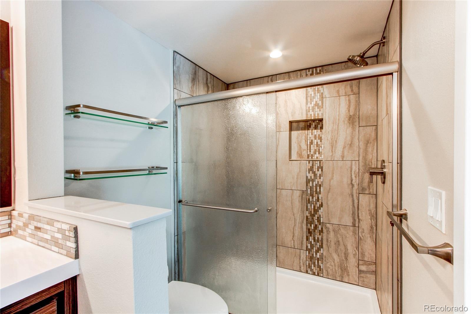 5250 S Huron Way Unit: 10-207