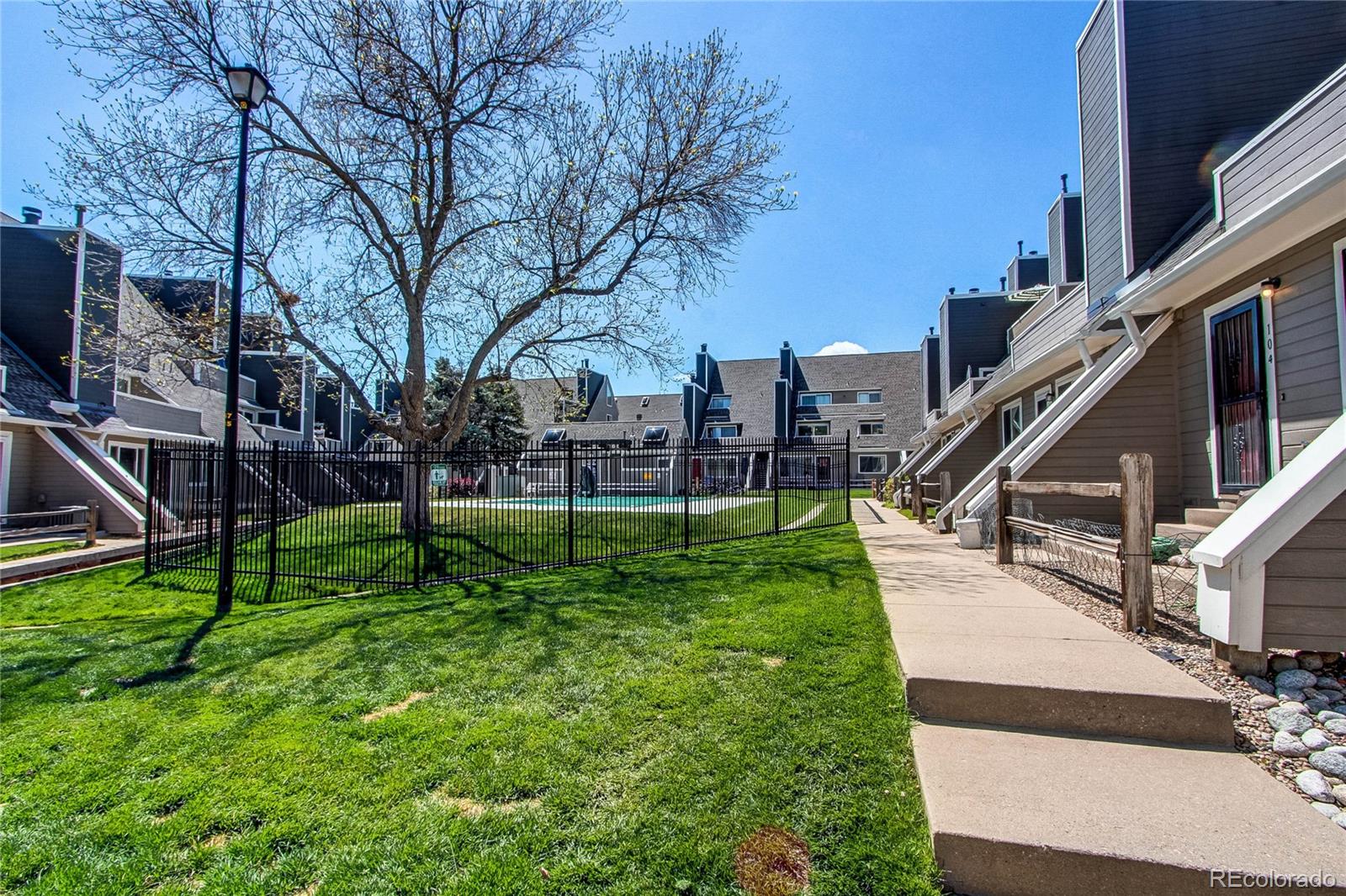 5250 S Huron Way Unit: 10-207