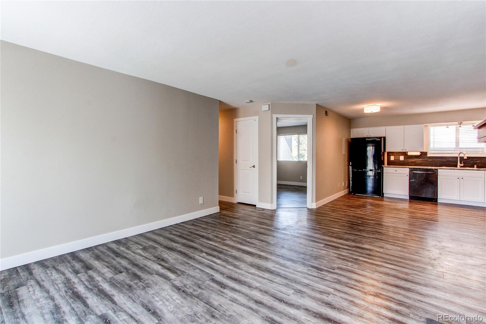 5250 S Huron Way Unit: 10-207