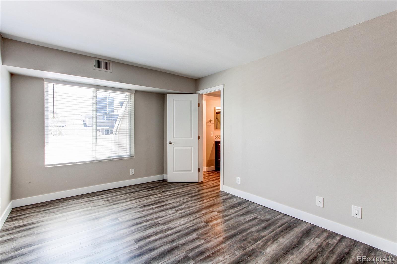 5250 S Huron Way Unit: 10-207