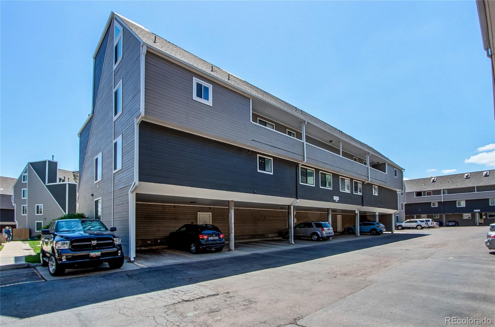 5250 S Huron Way Unit: 10-207
