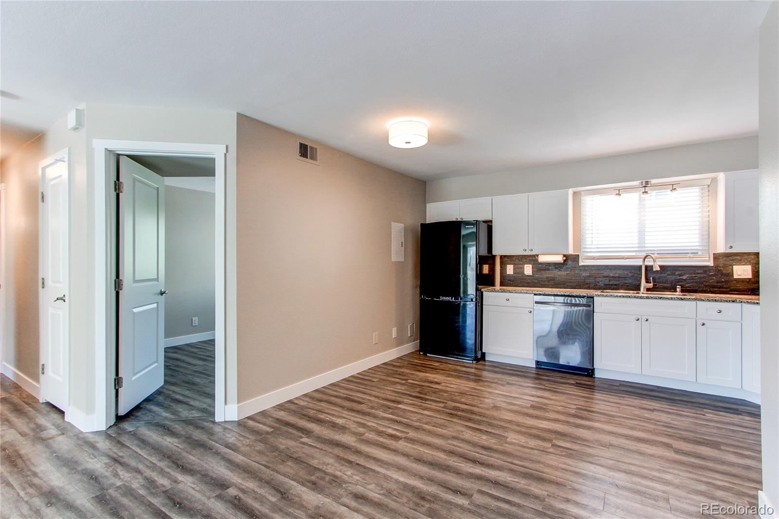 5250 S Huron Way Unit: 10-207