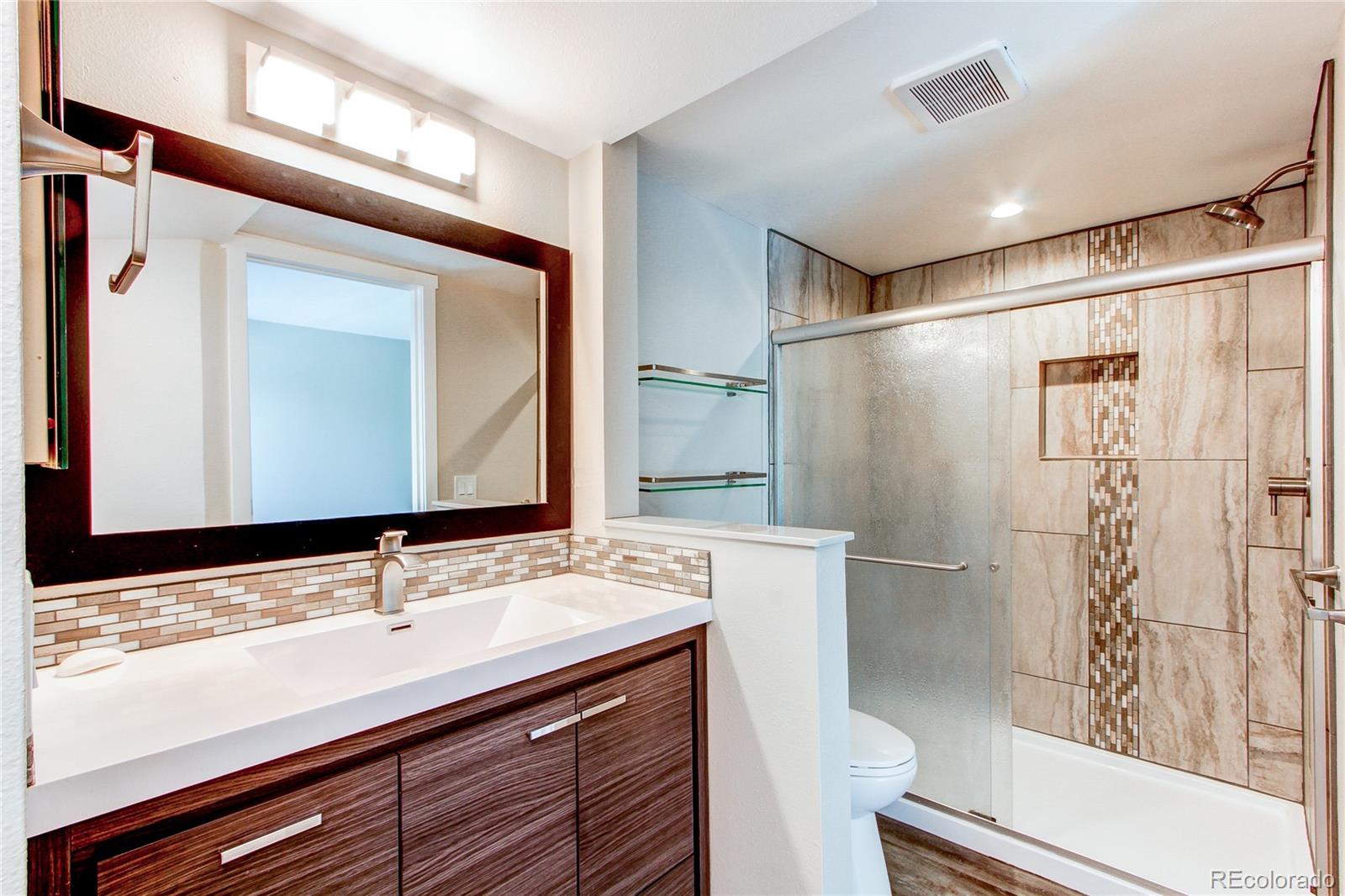 5250 S Huron Way Unit: 10-207