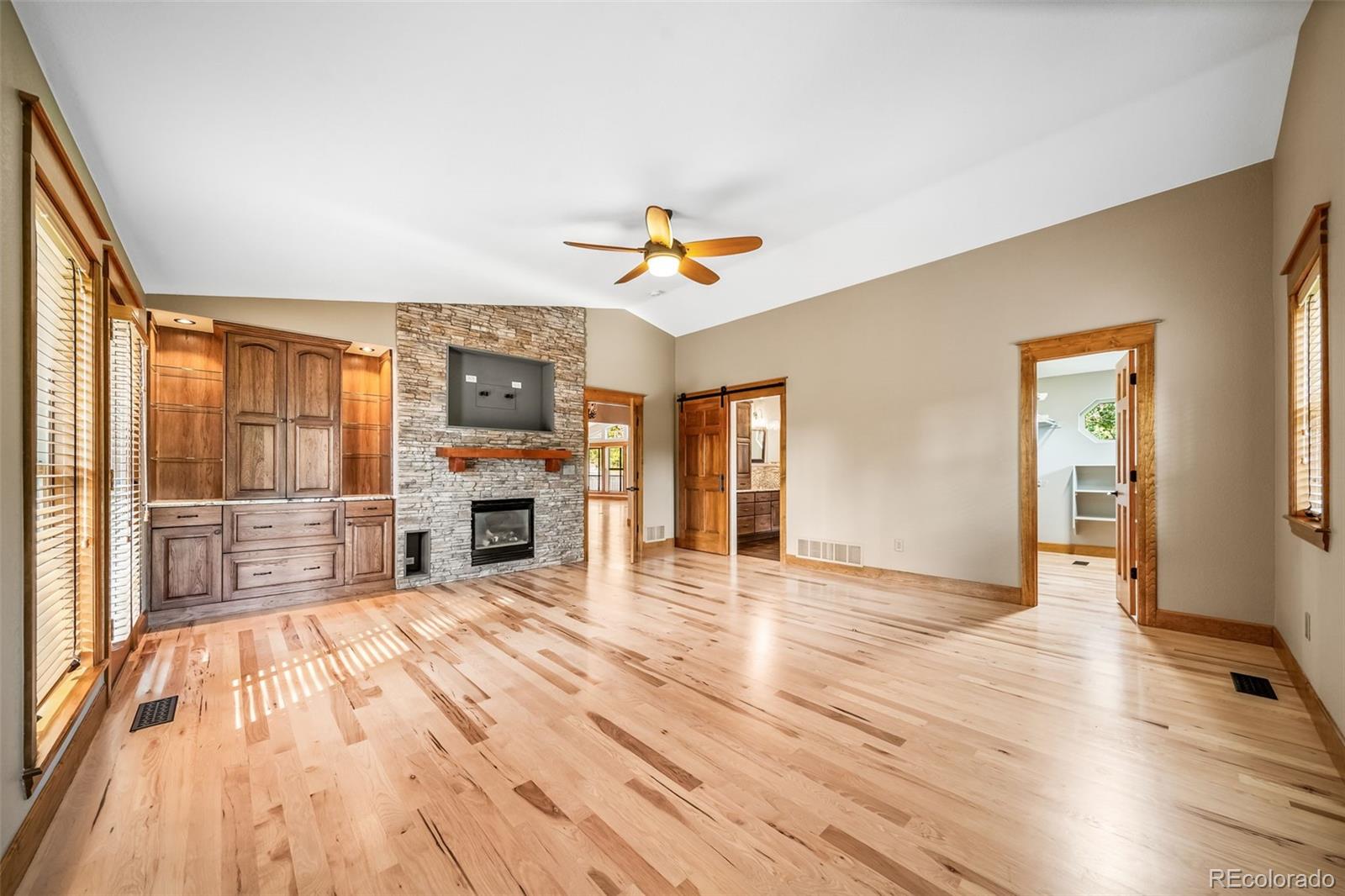 7596 Rollins Drive