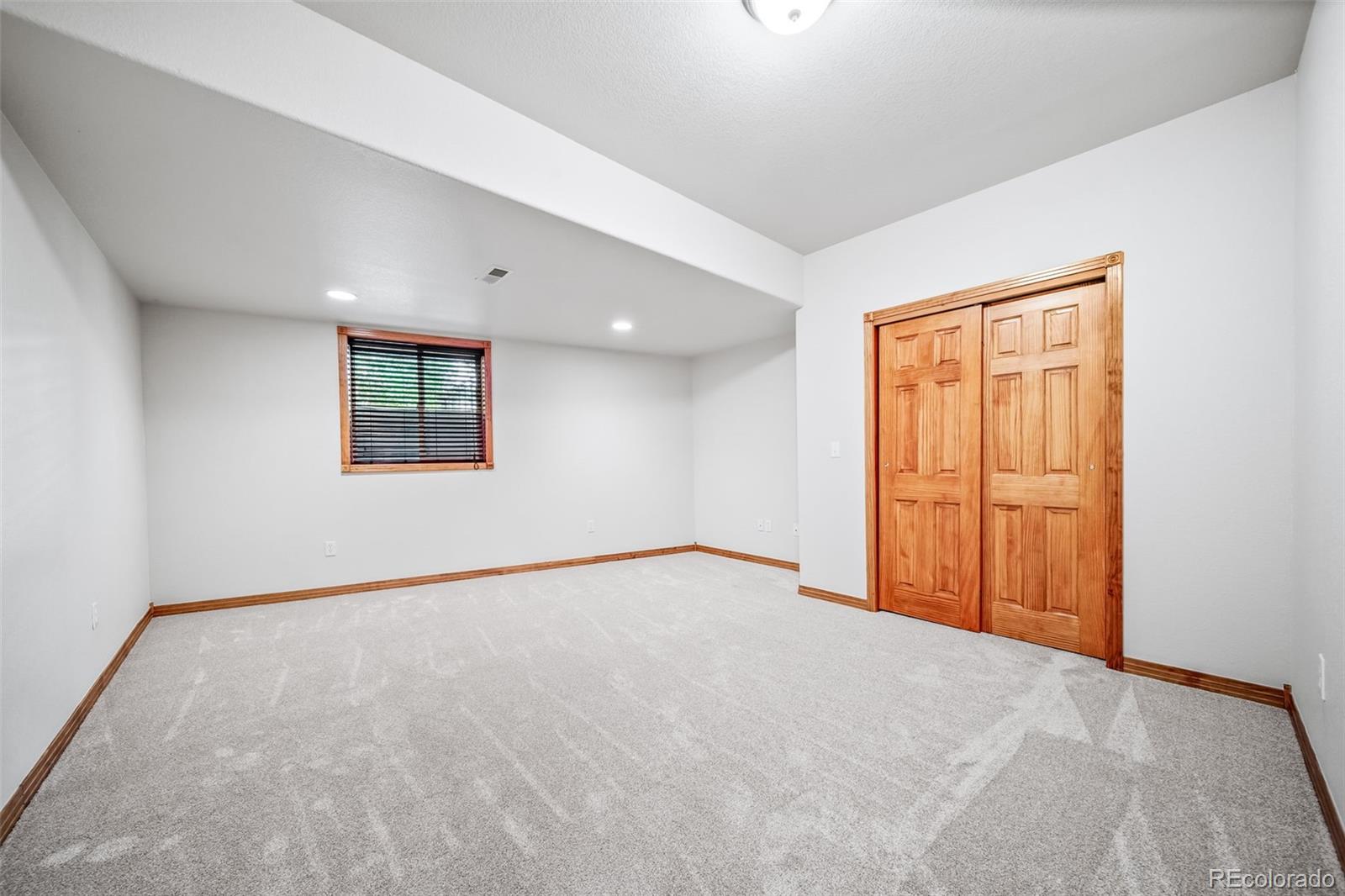 7596 Rollins Drive