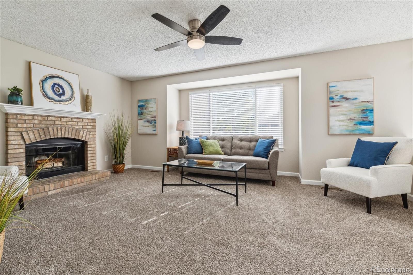 6284 Laguna Circle