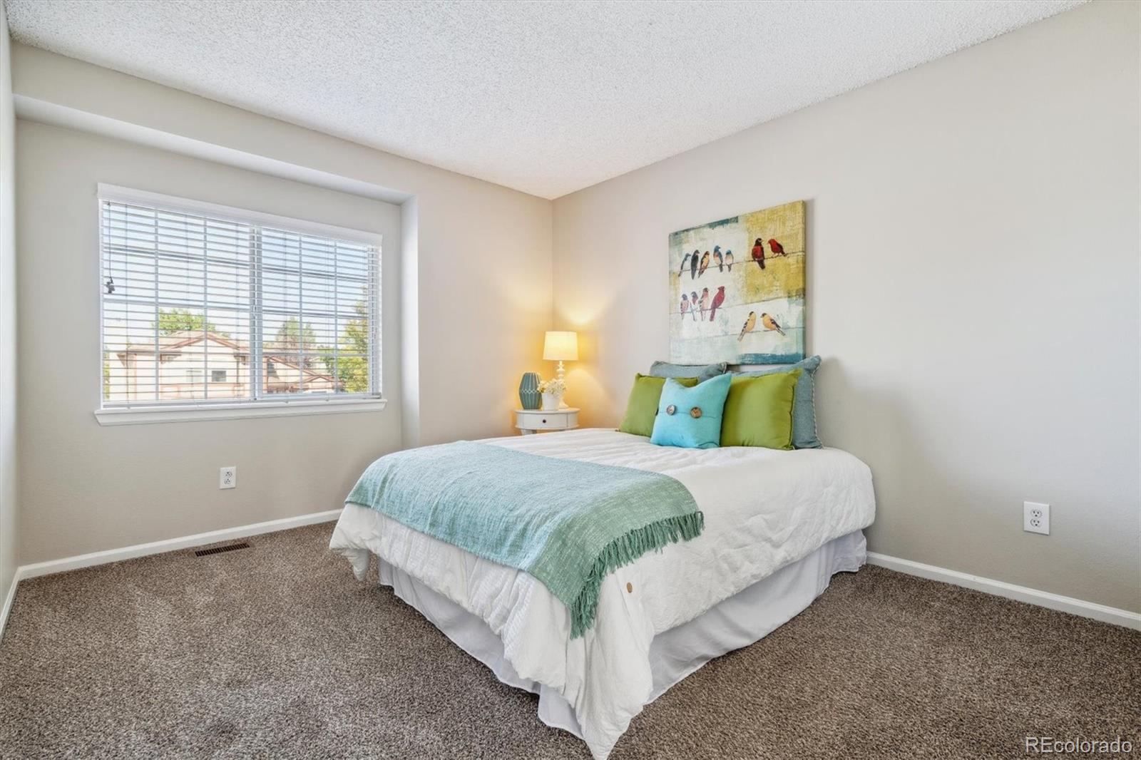 6284 Laguna Circle